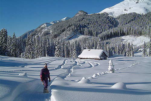 Winter hike on the Postalm covered in deep snow, © WTG, Helmut Müller