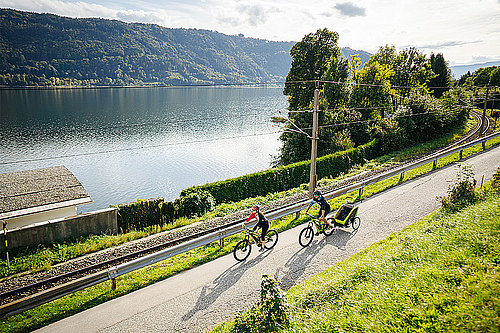 E-biking on the Ossiacher See radweg, (c) Region Villach Tourismus GmbH, Photographer: Martin Hofmann