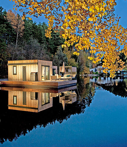 Floating Homes Ferienparadies Natterer See