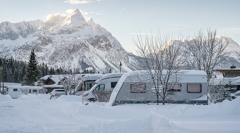 Camping im Winter © Günter Standl