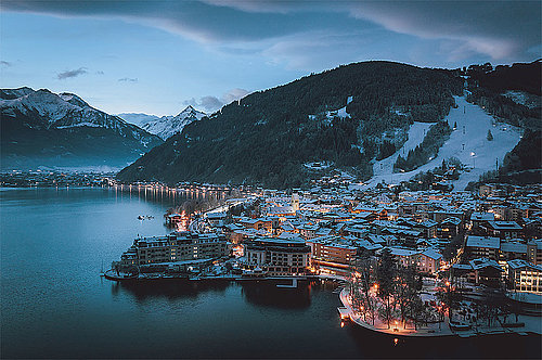 Zell am See in winter with Schmittenhöhe and Kitzsteinhorn, (c) Zell am See-Kaprun Tourism