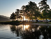 Gute Gründe für Top Camping Austria - Abendstimmung am See