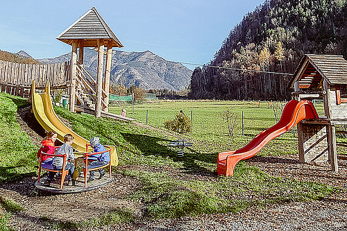 new playground Camping Berau